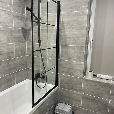 Mieszkanie 3-pokojowe Apartment